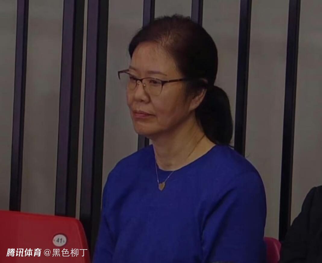 寡妇姨妈的诱惑